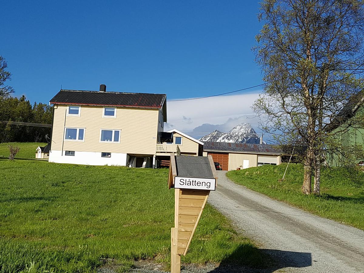 Slåtteng Svensby Exteriör bild